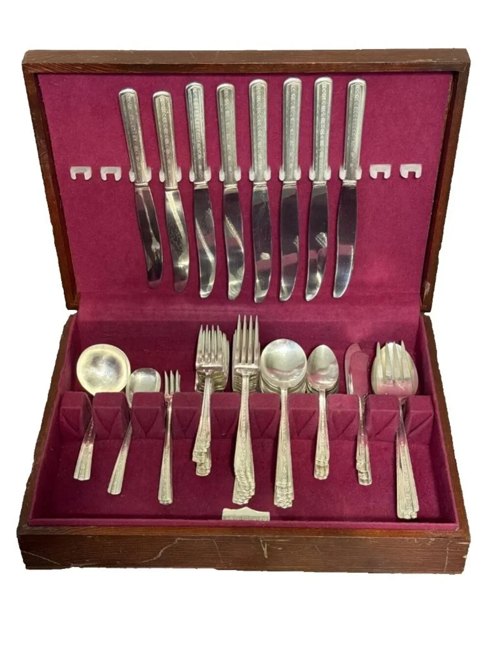 Wallace Knickerbocker Silverplate AA 63 pcs Roseanne Flatware Set Service for 8+